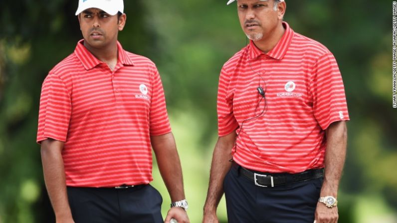 Jeev Milkha Singh (derecha) - el primer indio que participó en el Masters - ha sido un modelo a seguir para Lahiri. Singh llegó al número 29 del mundo en 2009.