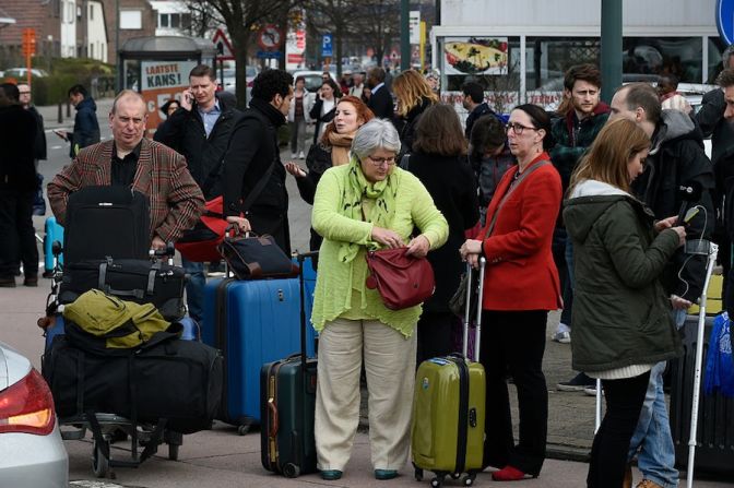 El aeropuerto fue evacuado y todas las operaciones canceladas.