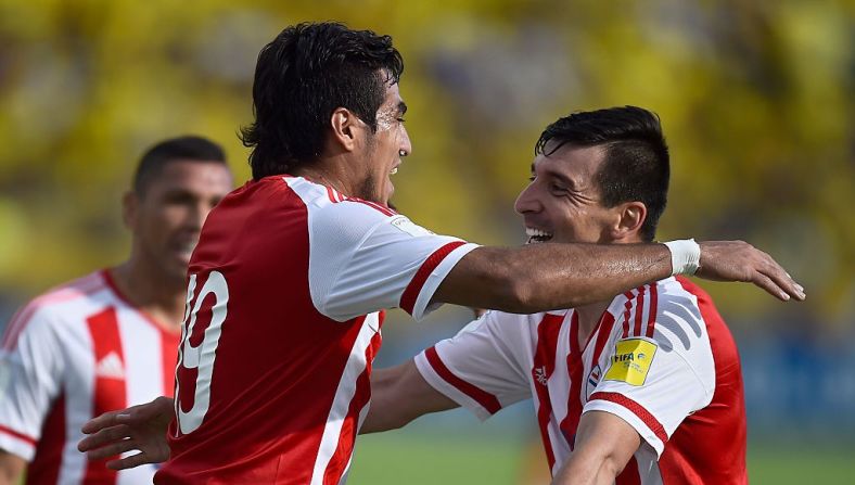 Lezcano marcó los goles paraguayos.