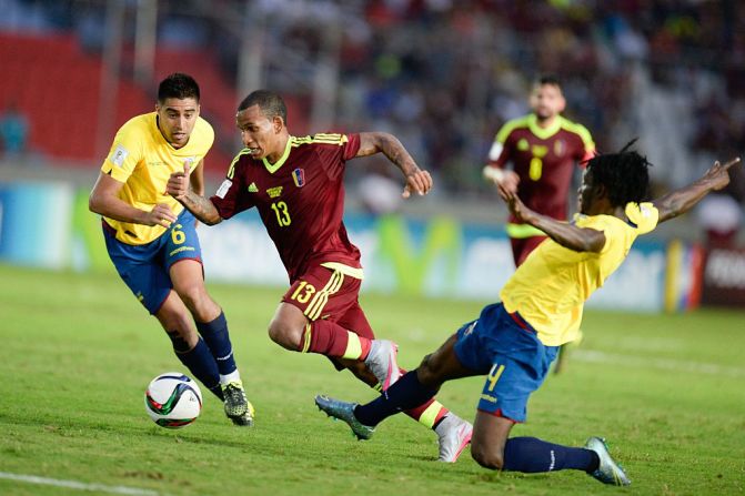 Rómulo Otero marcó de penalti contra Perú.