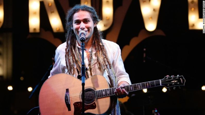 Jason Castro es uno de los pocos concursantes antiguos de "American Idol" que han usado el cabello con rastas.