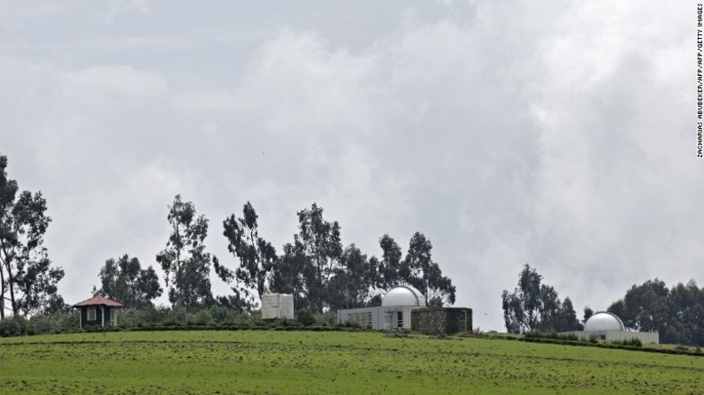 El espacio se ha convertido en una prioridad para muchos países a través de África. Etiopía ha aumentado su compromiso con sitios tales como el Centro de Investigación y Observación de Entoto, en las afueras de Adís Abeba.