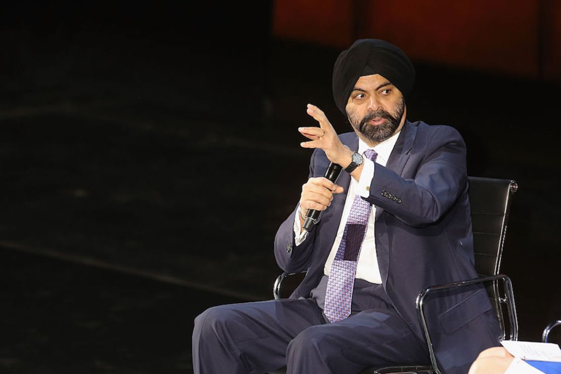 Anjay Banga, president y CEO de MasterCard, habla durante la VII Cumbre Mundial de las Mujeres, en Nueva York.