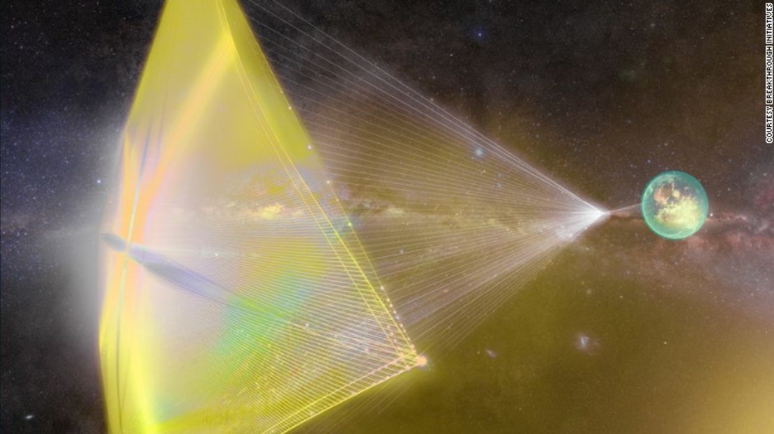 Breakthrough Starshot — Esta ilustración muestra rayos de luz desde la tierra impulsando pequeñas sondas espaciales, como propone el proyecto Breakthrough Starshot que enviaría cientos de “nanonaves” a a estrellas distantes a 4,37 años luz de distancia para explorar el sistema solar Alpha Centauri.