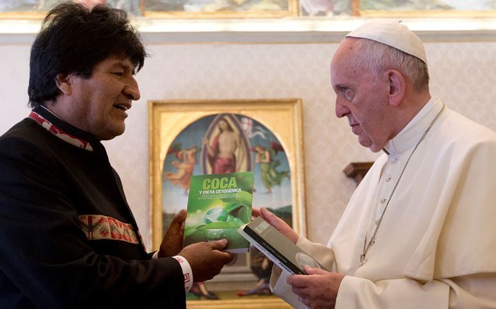 Evo Morales, presidente de Bolivia, visitó al papa Francisco este jueves en el Vaticano.