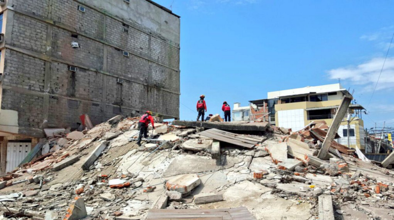 Este es el terremoto más mortífero que golpea Ecuador desde el sismo de magnitud 7,2 que azotó a este país en marzo de 1987.