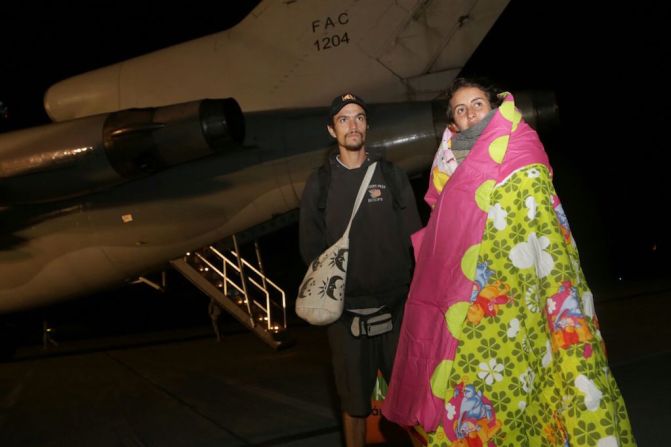 43 colombianos afectados en el terremoto de Ecuador fueron repatriados por la cancillería.