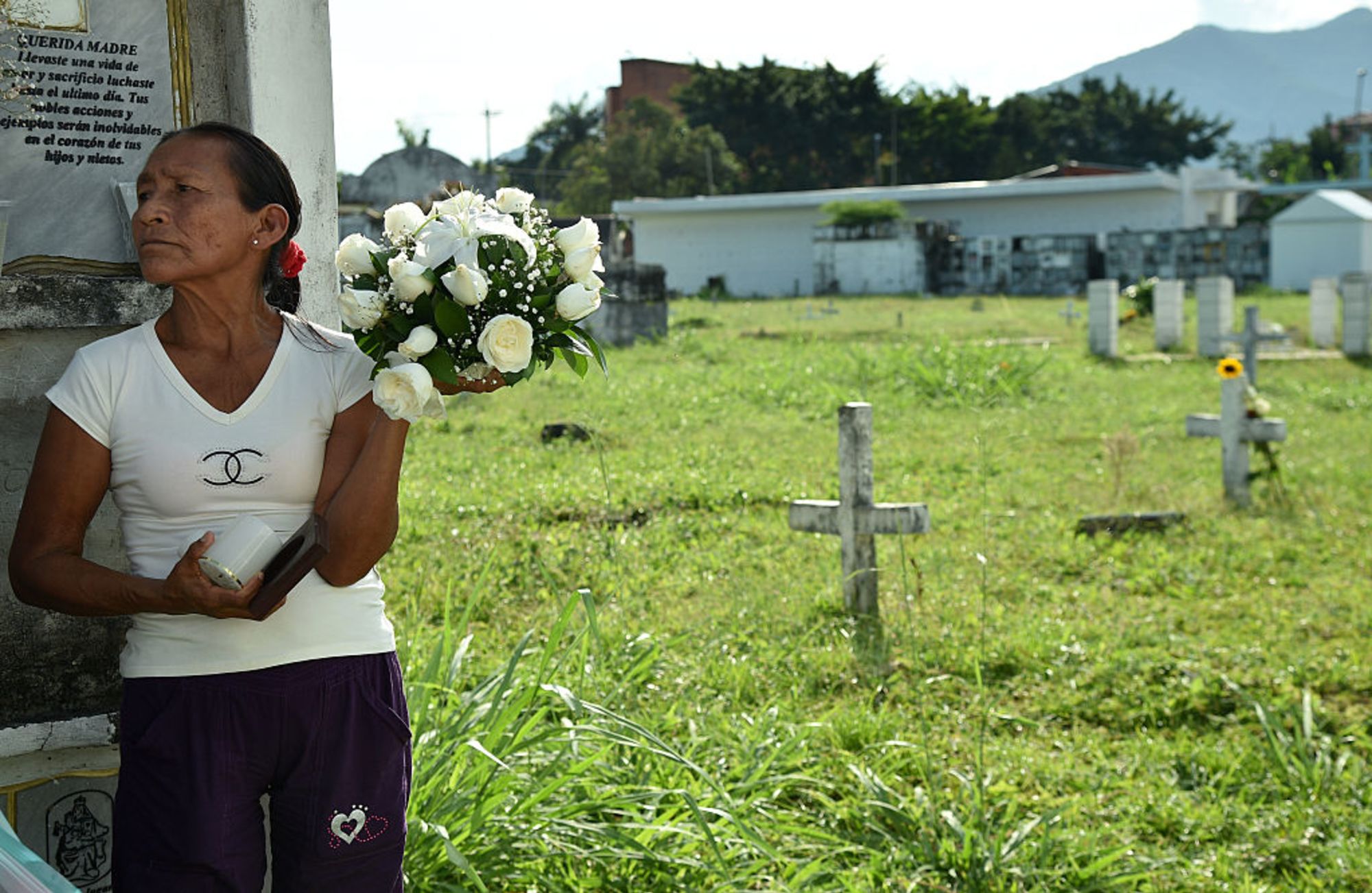 CNNE 282940 - colombia-conflict-victims-remains