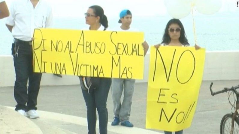 Autoridades mexicanas detuvieron a uno de los presuntos responsables de la violación de una menor en Veracruz.