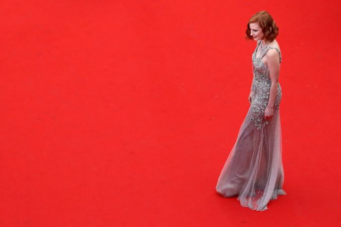 Jessica Chastain asiste a Kering On The Red Carpet en el Festival de Cannes.