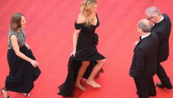 CNNE 285357 - "money monster" - red carpet arrivals - the 69th annual cannes film festival