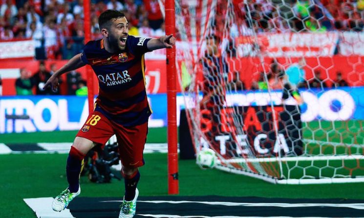 Jordi Alba, defensa del Barcelona, festeja su gol, el primero de dos con los que el Barça se coronó en el Copa del Rey.