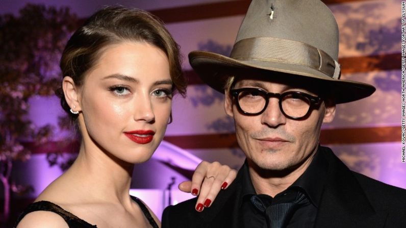 La actriz Amber Heard pidió el divorcio del actor Johnny Depp. Heard, de 30 años y Depp, de 52, se casaron en febrero de 2015.