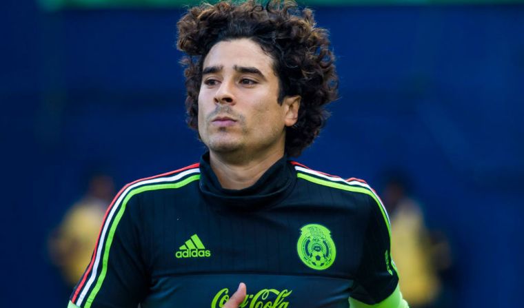 El portero Guillermo (Memo) Ochoa se encuentra jugando para el equipo español Málaga y es una de las cartas más experimentadas del fútbol nacional.