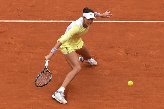 Garbiñe Muguruza derrotó, 7-5 y 6-4, a Serena Williams en la final del Abierto de Francia.