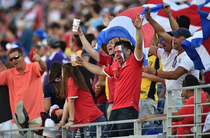 Los ticos apoyando a la selección de Costa Rica, en su presentación en la Copa América Centenario.