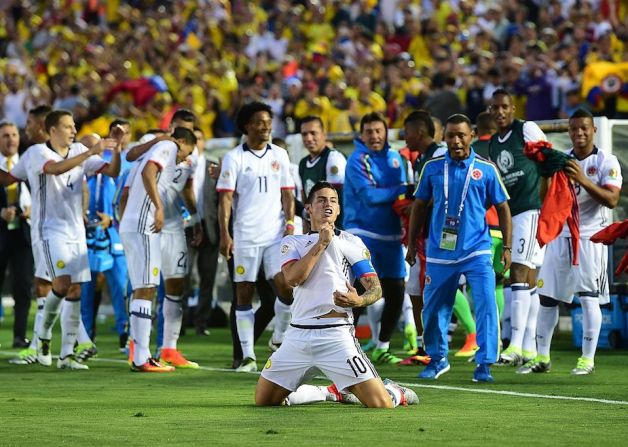 James Rodriguez celebra su gol frente a Paraguay (FREDERIC J. BROWN/AFP/Getty Images).