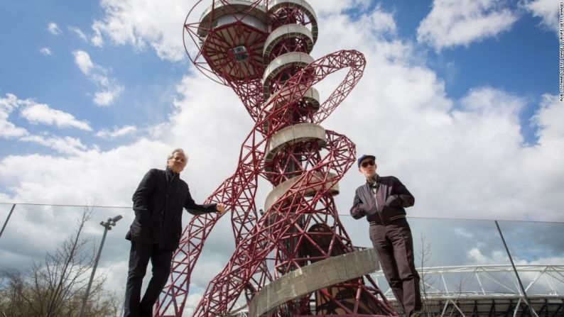 Los boletos para la atracción tienen un costo de 22 dólares e incluye el acceso al mirador de la Orbit Tower.