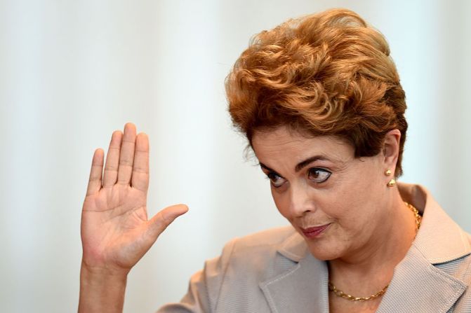 Brasil: Dilma Rousseff (actualmente suspendida): 103.000 dólares al año.