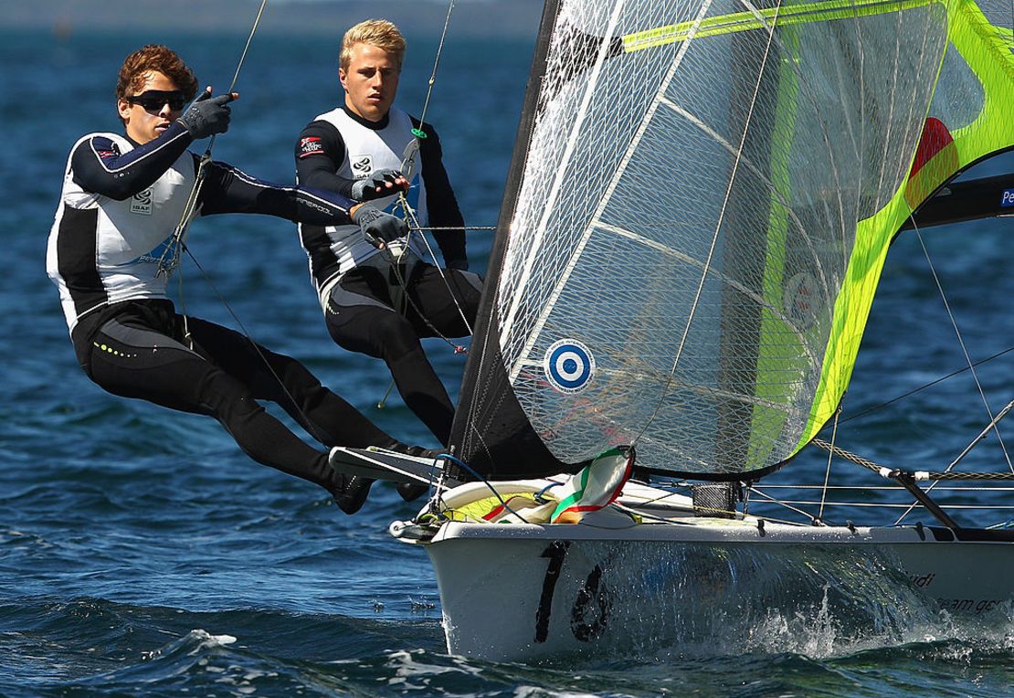 Erik Heil y Thomas Maximilian Ploessel del equipo Alemán durante una competencia de Vela en Perth Australia, en diciembre de 2011.