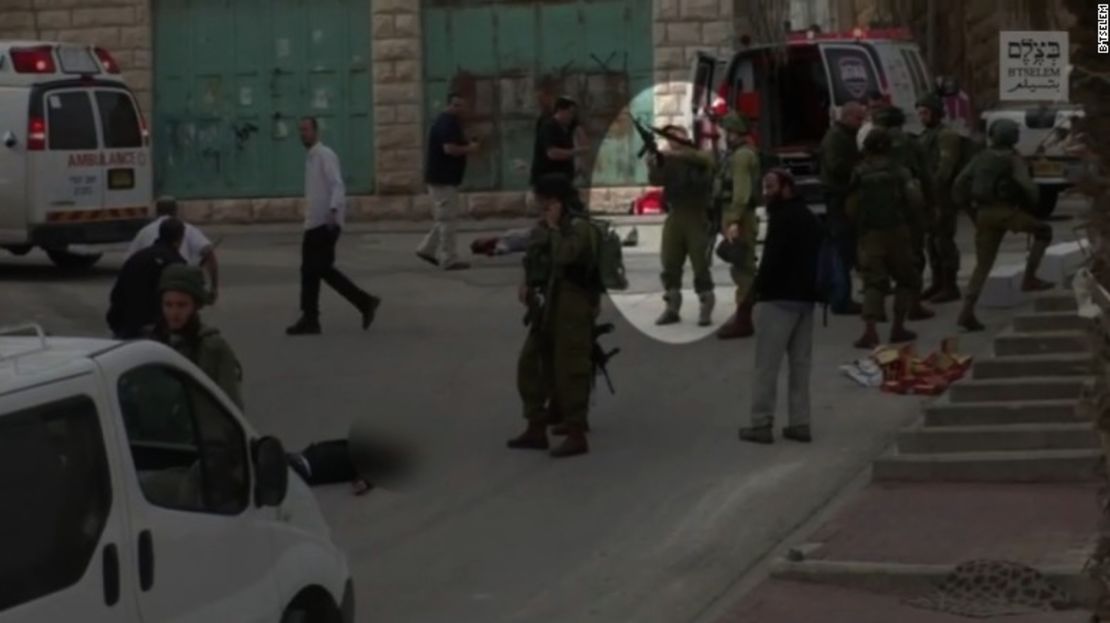 CNNE 2d51ab03 - 160324204114-israeli-soldier-shoots-attack-suspect-exlarge-169