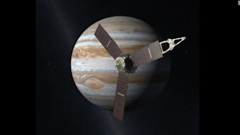 Esta representación gráfica de un artista muestra a la sonda espacial Juno orbitando Júpiter. Juno estudiará al planeta gigante desde la órbita polar a unos 5.000 kilómetros desde las nubes de gas de ese planeta.