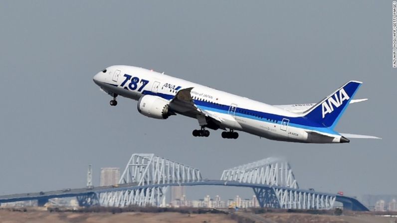 5. ANA All Nippon Airways — La aerolínea japonesa llegó al quinto lugar y también ganó el premio al mejor servicio en aeropuerto, así como el mejor personal de una aerolínea en Asia.