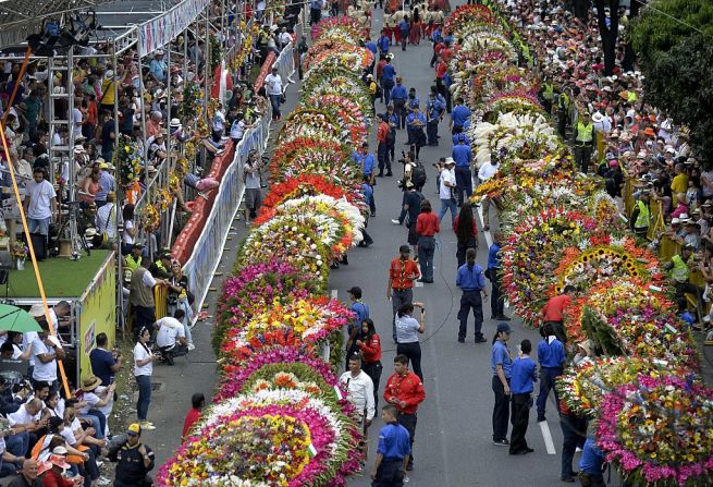 Este fin de semana se celebró en Medellín, Antioquia, el tradicional Desfile de Silleteros, un evento que festeja la cultura silletera, declarada como Patrimonio Inmaterial de la Nación por el Ministerio de Cultura de Colombia.