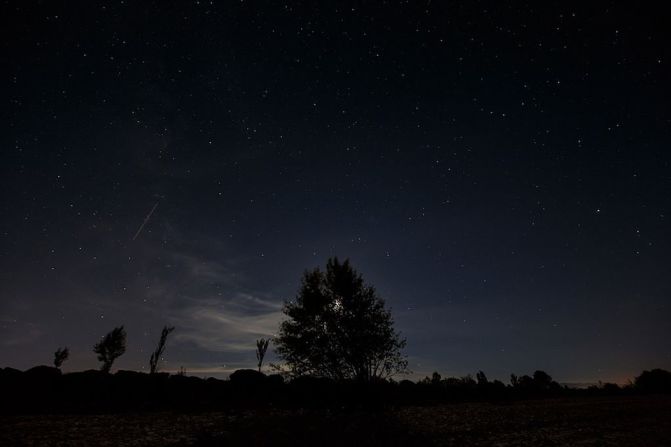 La lluvia de Perseidas iluminó los oscuros cielos del hemisferio norte. Esta imagen fue tomada en Burgos, España (CESAR MANSO/AFP/Getty Images).