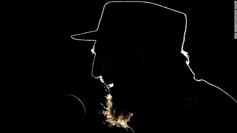 Castro da un discurso en La Habana en 2006.