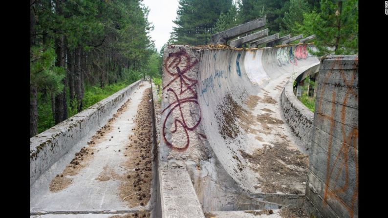 Bobsleigh Olímpico y Luge Track, Sarajevo, Bosnia-Herzegovina. Juegos Olímpicos de Invierno, 1984.