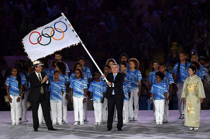 El Maracaná se iluminó con fuegos artificiales durante la ceremonia que despidió los Olímpicos de Rio 2016.