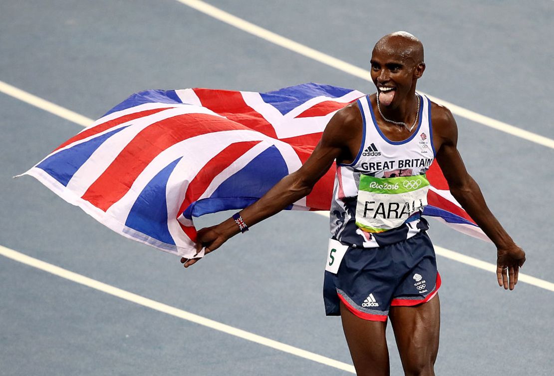 El atleta Mohamed Farah de Gran Bretaña tras ganar la medalla de oro en los 5.000 metros masculino en el Estadio Olímpico de Río de Janeiro, el pasado 20 de agosto de 2016.