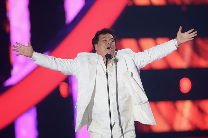 Juan Gabriel, en una presentación en Miami, el 28 de abril de 2016.