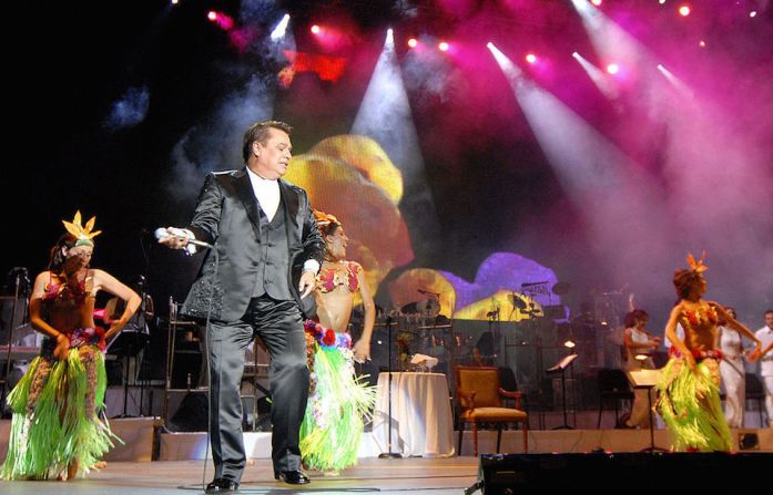 En el Auditorio Nacional, en la Ciudad de México, que Juan Gabriel llenaba en cada presentación, como la de la imagen, el 26 de abril de 2006.