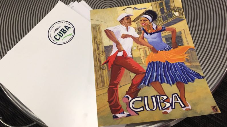 JetBlue entregó suplementos con información cultural de la isla.