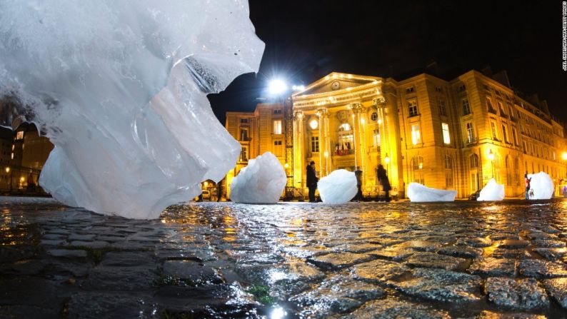 La obra fue parte de un proyecto presentado durante la Conferencia Mundial sobre el Cambio Climático en 2015.