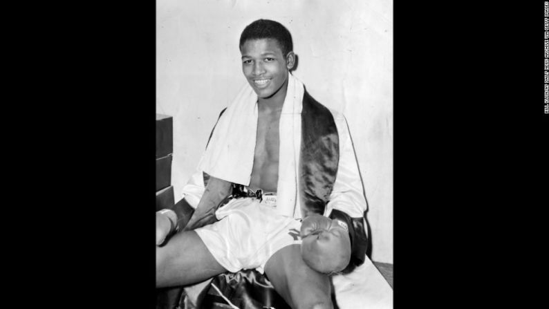 El legendario Sugar Ray Robinson murió a los 67 años en 1989 por complicaciones del Alzheimer y su diabetes.