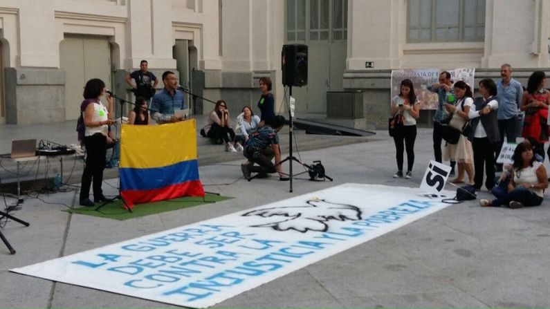 Plebiscito en el exterior. Una fiesta colombiana organizada por quienes hicieron campaña por el sí, en Madrid.