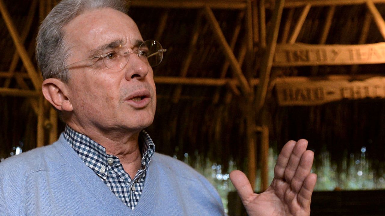 Colombian former President and Senator Alvaro Uribe speaks as he celebrates after knowing the results of a referendum on whether to ratify a historic peace accord to end a 52-year war between the state and the communist FARC rebels, in Rionegro, Colombia on October 2, 2016. 
Colombian voters rejected a peace deal with communist FARC rebels Sunday, near-complete referendum results indicated, blasting away what the government hoped would be a historic end to a 52-year conflict. / AFP / RAUL ARBOLEDA