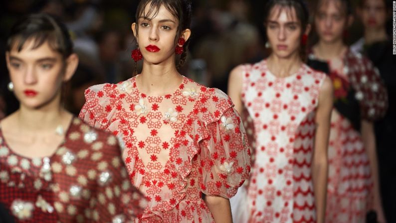 Semana de la Moda de París, primavera-verano 2017 - Simone Rocha