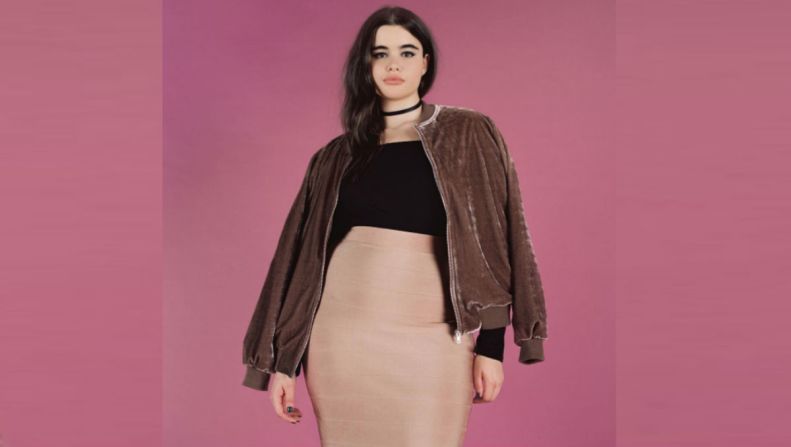 Barbie Ferreira — “En una industria que usualmente se rehúsa a celebrar más de un tipo de cuerpo, Ferreira se ha vuelto un símbolo de cambio”, dice TIME sobre la modelo cuya fama llegó en enero de este año cuando la línea de ropa interior Aerie presentó fotos suyas sin retoques. Desde entonces se ha vuelto una defensora de los cuerpos voluptuosos o de tallas grandes.