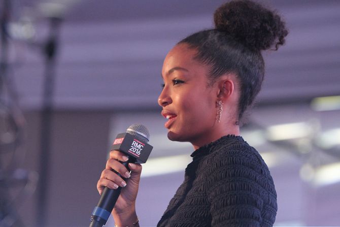 Yara Shahidi — Esta actriz de raza negra y ascendencia iraní, famosa por su personaje de Zoey Johnson en la serie Black-ish de ABC, se ha convertido en una activista que busca más representación y diversidad en Hollywood.