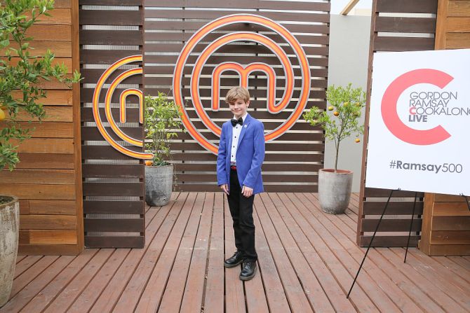 Logan Guleff — El nombre de este chef de 14 años, ganador de MasterChef Junior en 2014, apareció en el listado de los ’18 menores de 18’ de la revista Fortune como uno de los “jóvenes innovadores que están cambiando el mundo”. Guleff es reconocido por ser el chef más joven en la historia en cocinar en el histórico James Beard House de Nueva York, dice TIME.