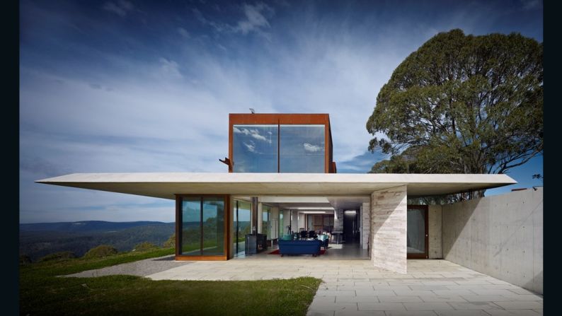 Casa Invisible. Peter Stutchbury Architecture. Hampton, Australia.