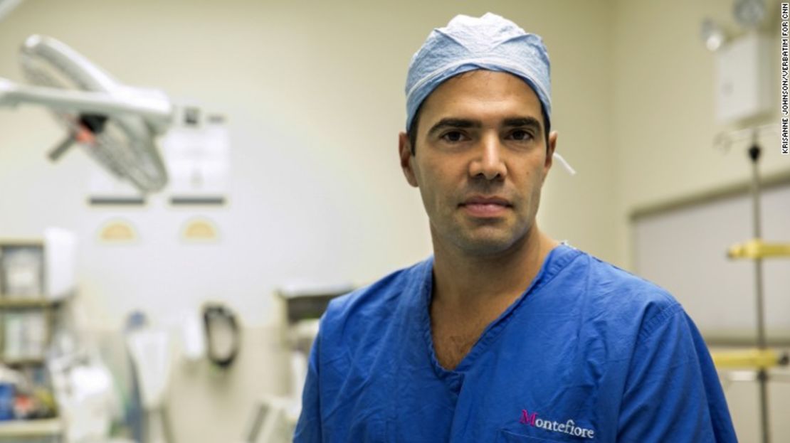 Doctor Oren Tepper, director del programa de cirugía craneofacial en Montefiore.