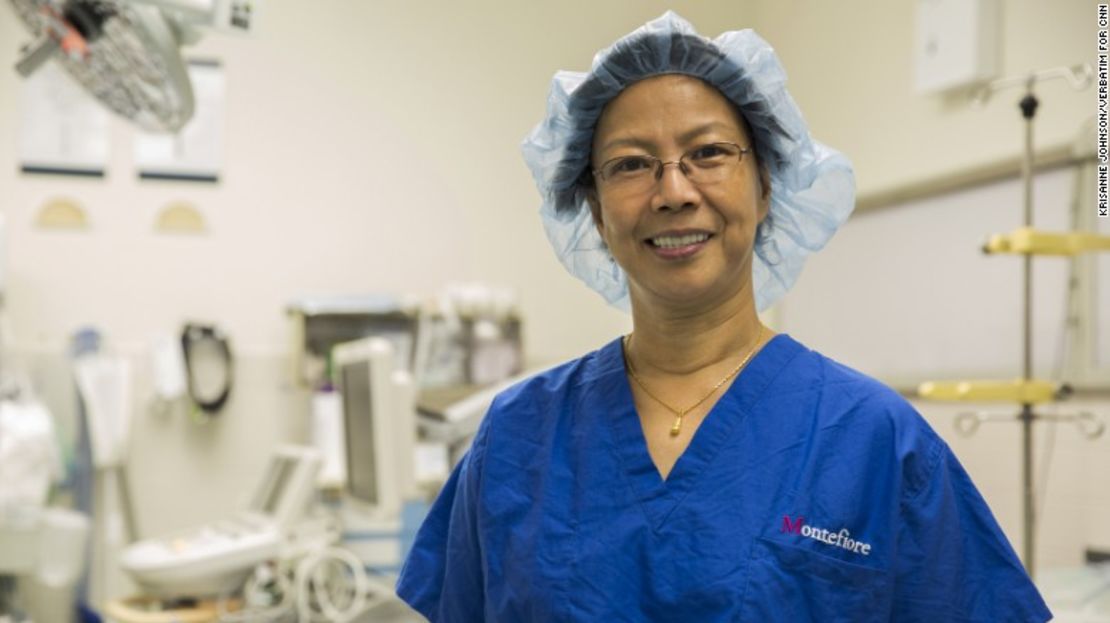 Esther Uy, coordinadora de atención al paciente del departamento de neurocirugía.