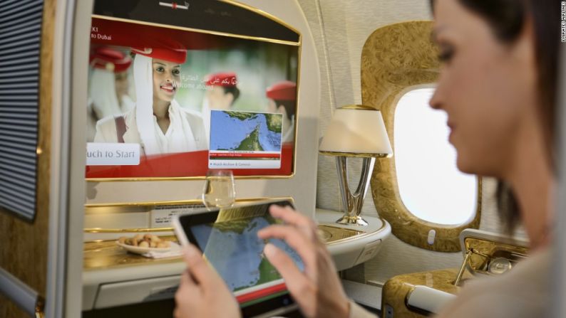 Mejor entretenimiento a bordo: Emirates Airlines