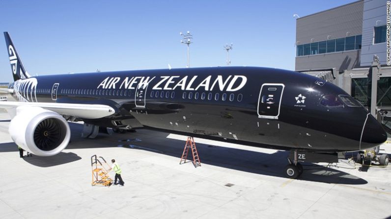 Air New Zealand fue nombrada la aerolínea del año por cuarta vez consecutiva. Según el ranking, esta empresa "ocupó el primer lugar en virtualmente todos nuestros criterios".