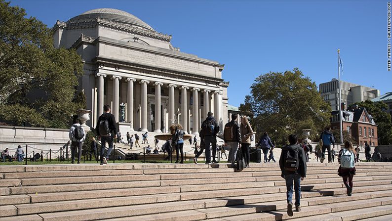 2. Universidad de Columbia. Costo total por año: 68.405 dólares.